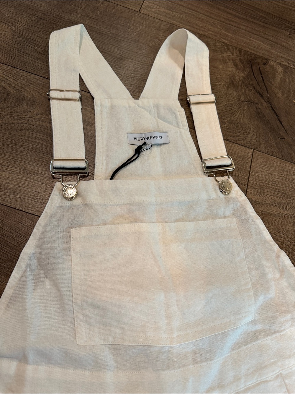 WeWoreWhat Relaxed Linen Short Overalls - Picture 8 of 12